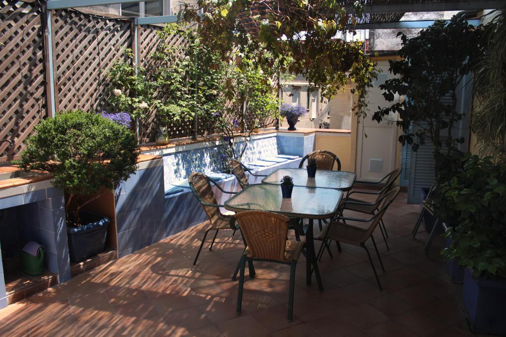 Bed and Breakfast Dimora Dei Giganti à Naples Extérieur photo